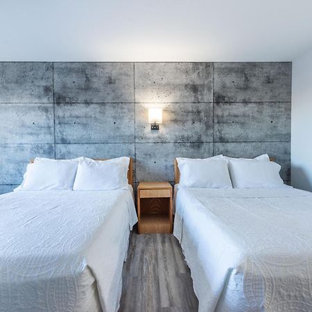 Blue Horse Motel Beiseker Εξωτερικό φωτογραφία