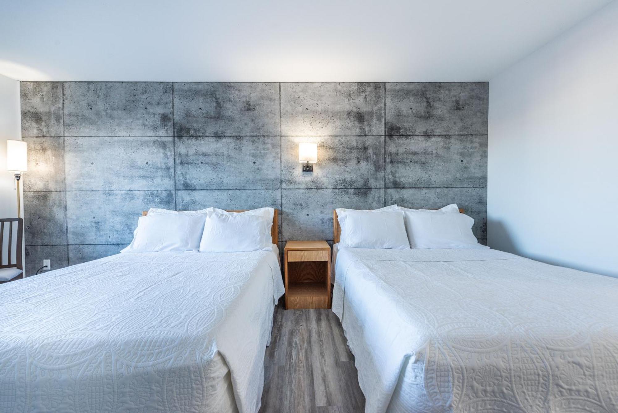 Blue Horse Motel Beiseker Εξωτερικό φωτογραφία